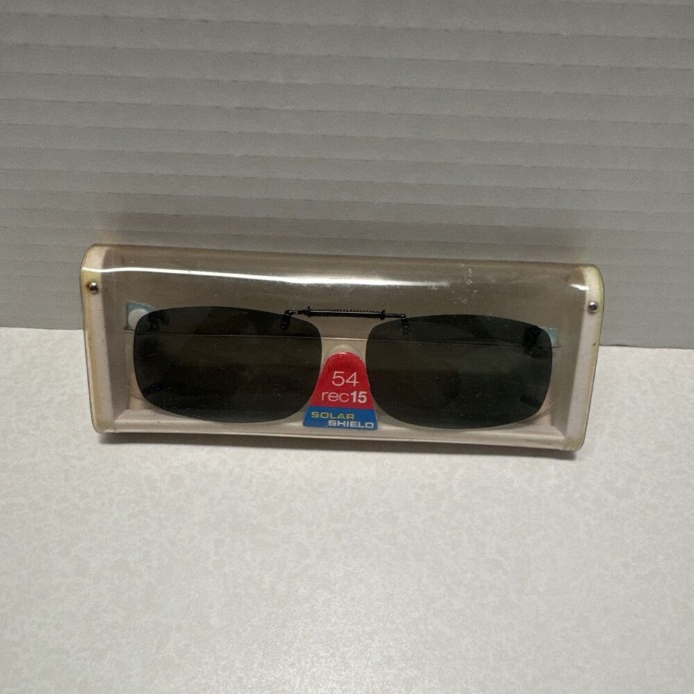 Solar Shield Clipon Sunglasses, 54 Rec 15